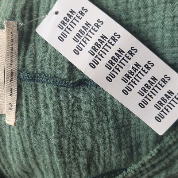 Urban Outfitters Mikey Woven Tank Top Size Small - Picture 5 of 5